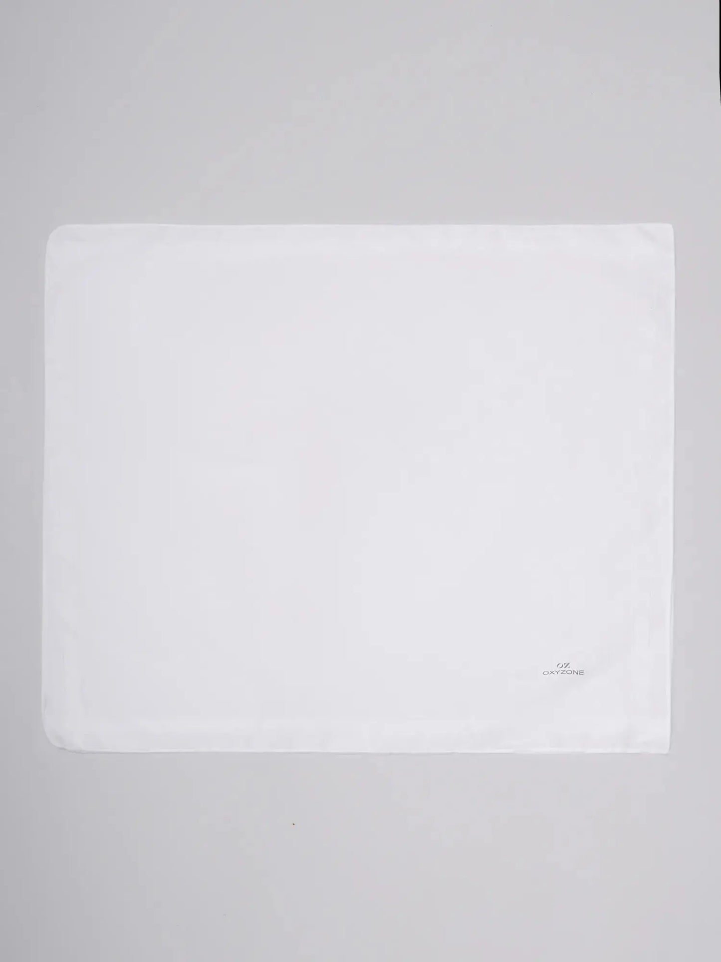 Akio White Ribbed Oxyzone