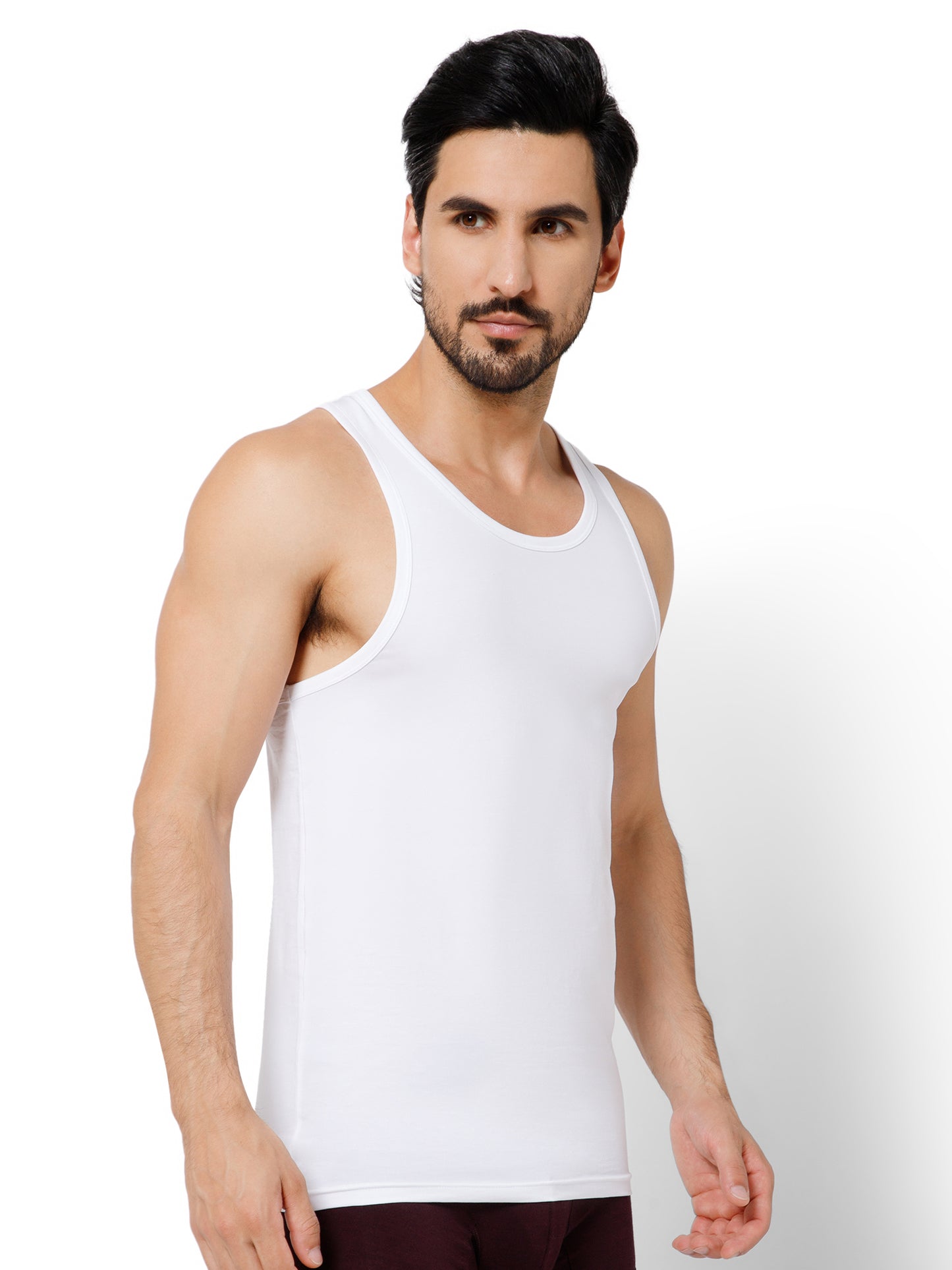 SUPIMA VEST ROUND NECK.