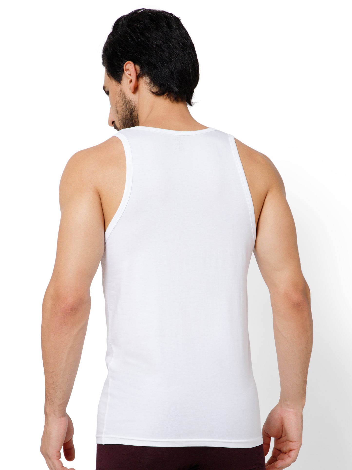 SUPIMA VEST ROUND NECK.