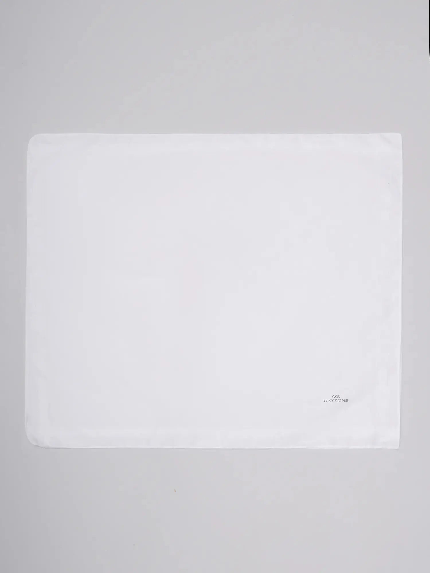 Akio White Ribbed Oxyzone