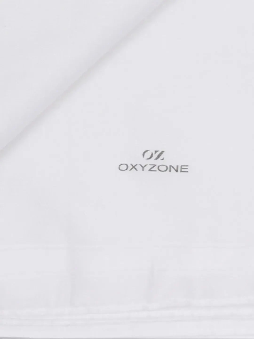 Akio White Ribbed Oxyzone