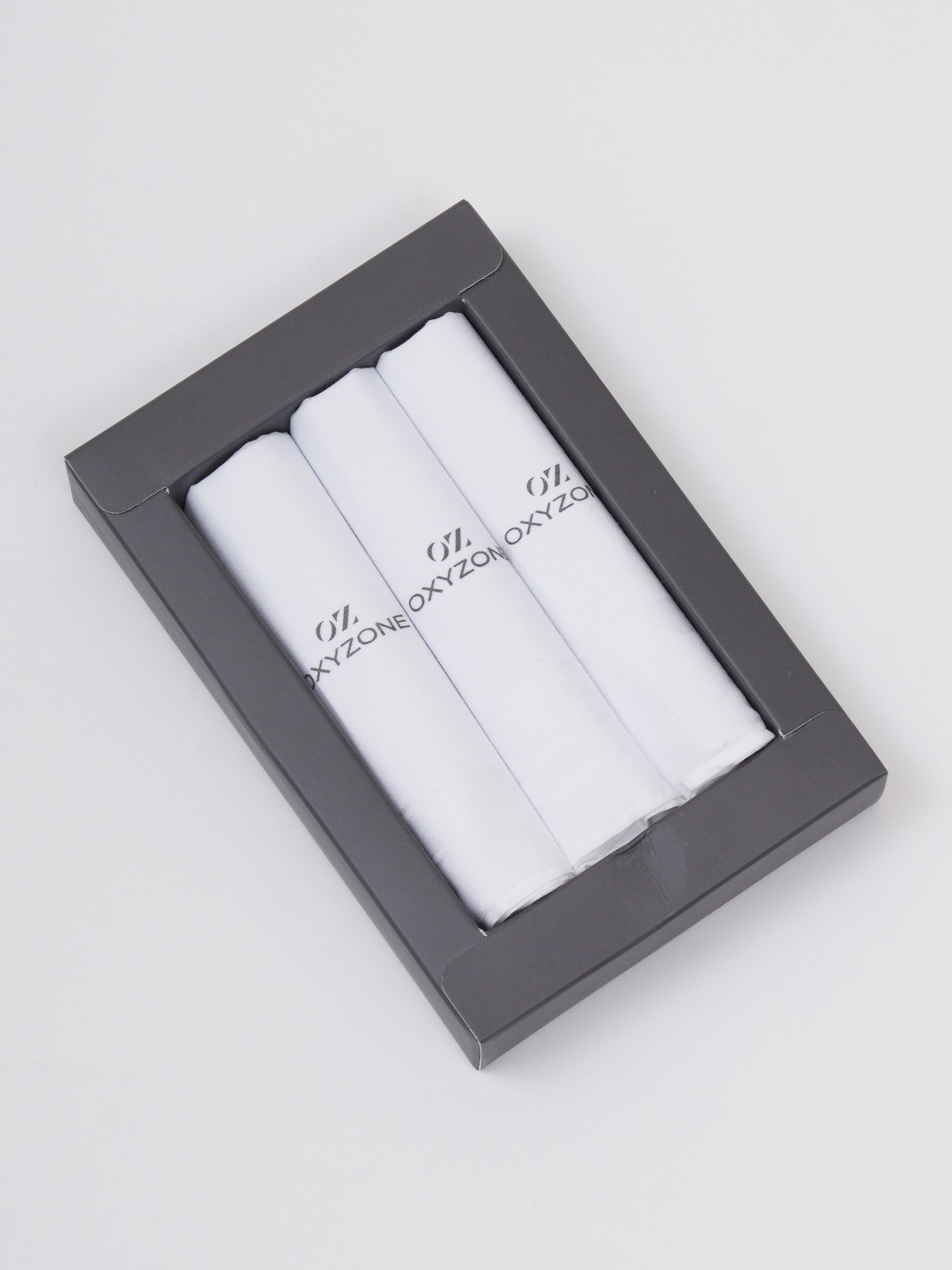 100% COMBED COTTON HANDKERCHIEF IN SOLID WHITE COLOR.