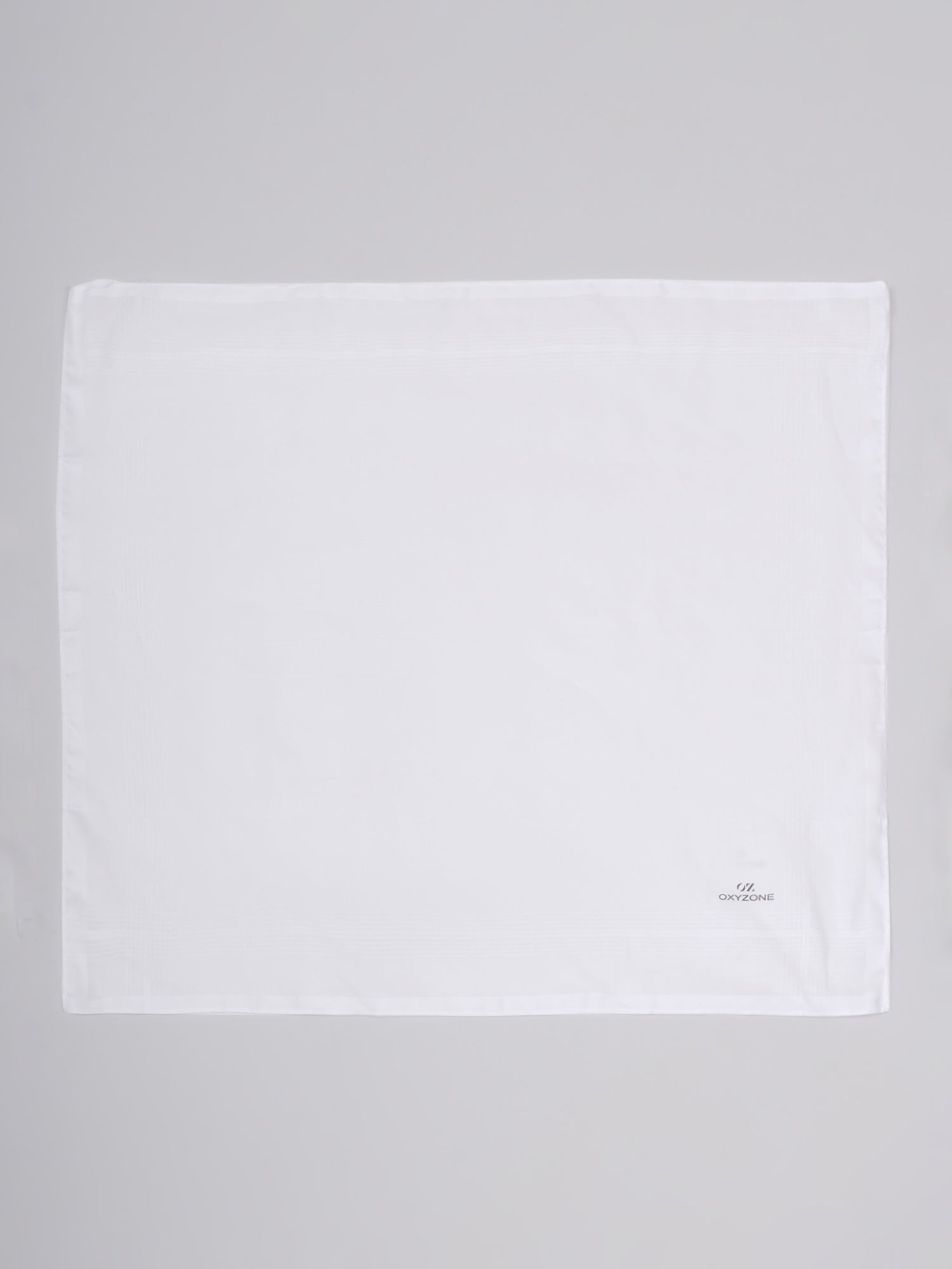 100% COMBED COTTON HANDKERCHIEF IN SOLID WHITE COLOR.