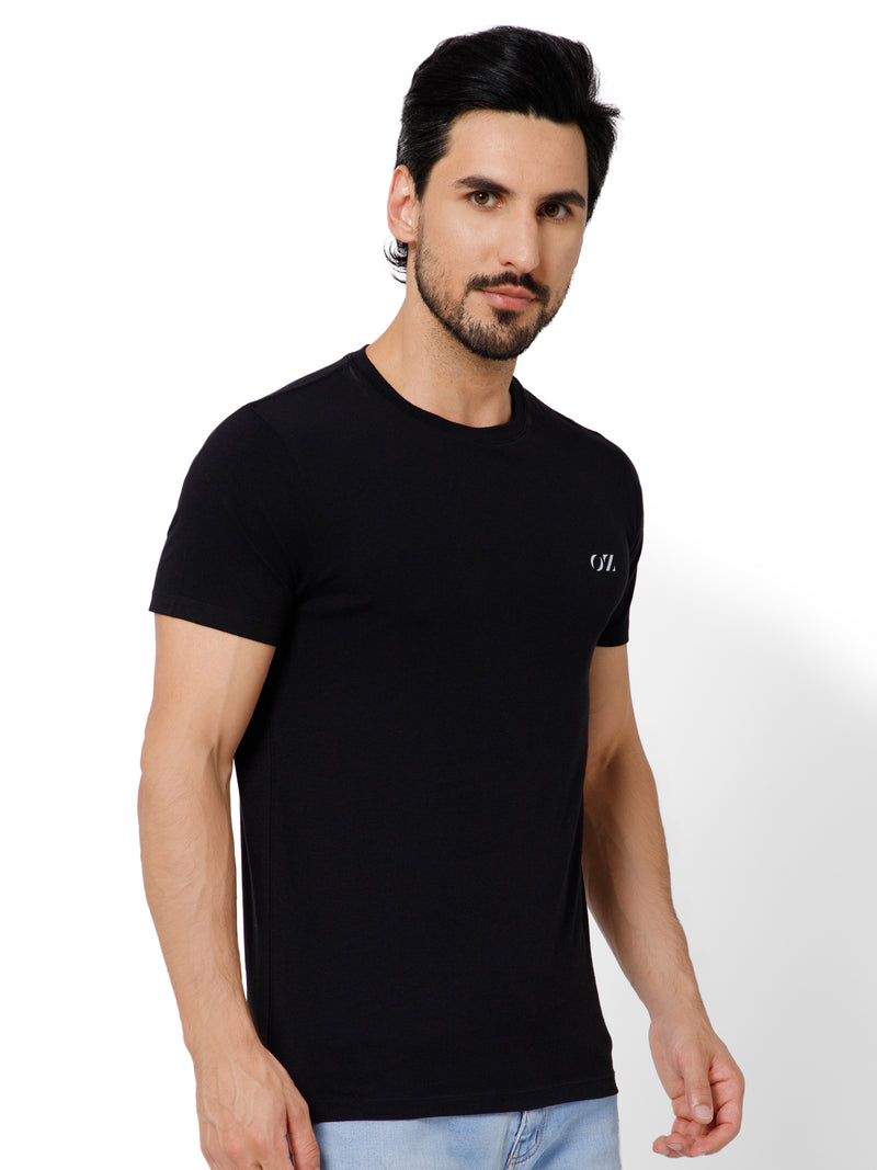 SOLID CREW NECK T-SHIRT combo.